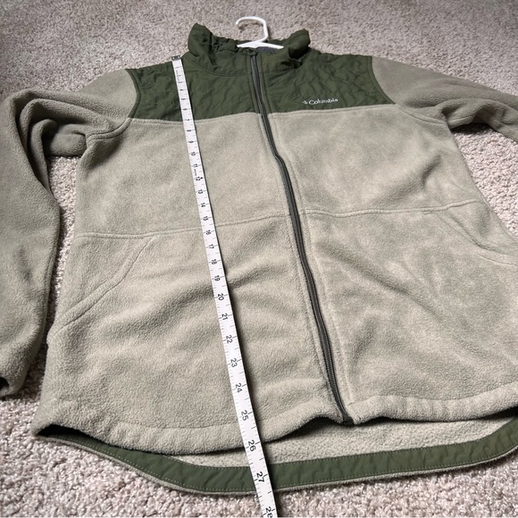 Sage Green Columbia Fleece - Picture 4 of 5